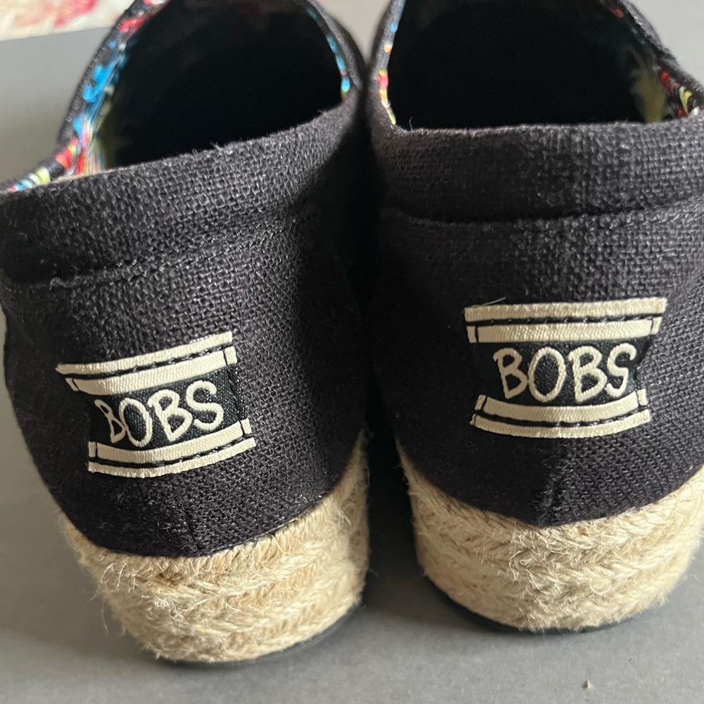 Bobs women’s Slip-On Casual Comfort Wedges by Sketchers - Picture 4 of 8